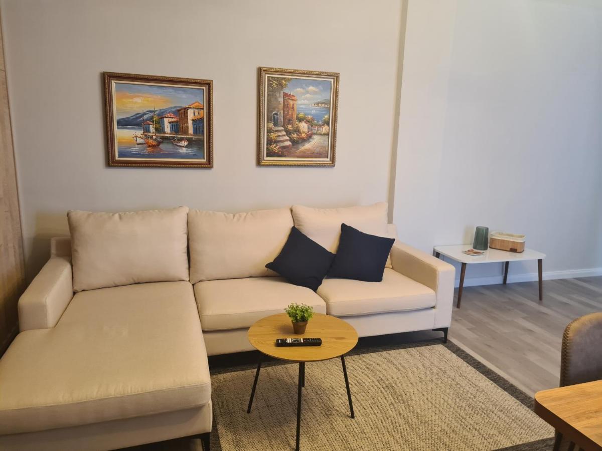 Old Beach Apartment Vlora Exterior photo